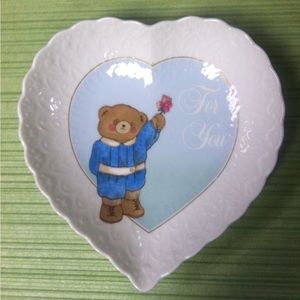 Mikasa Bear Heart Dish Sandy Lehman